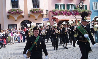 Marschmusikbewertung in Kitzbühel