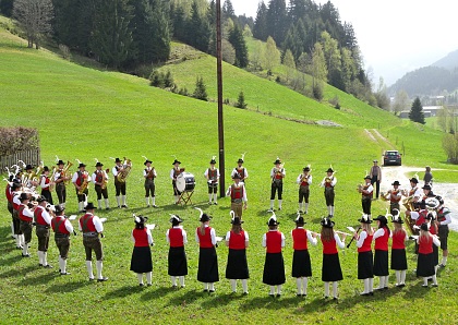 01.05.13 Maiblasen (3 groß)